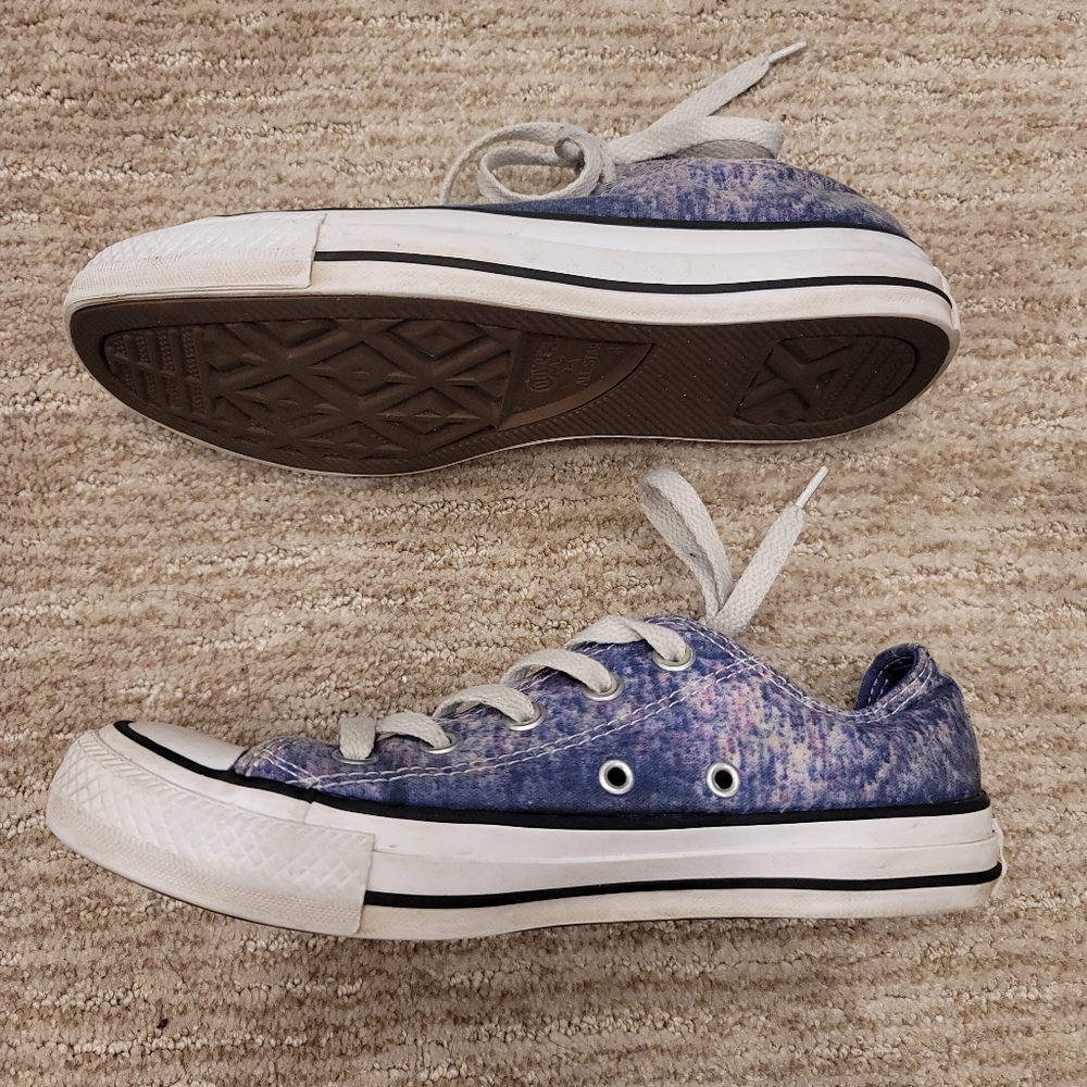 Chuck Taylor Tie Dyed Sneakers - Picture 9 of 11